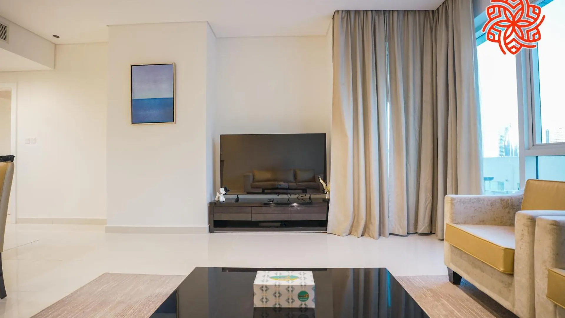 Alashrafia Saray- Classy 1Bdr Apartment In Canal Views Dubái