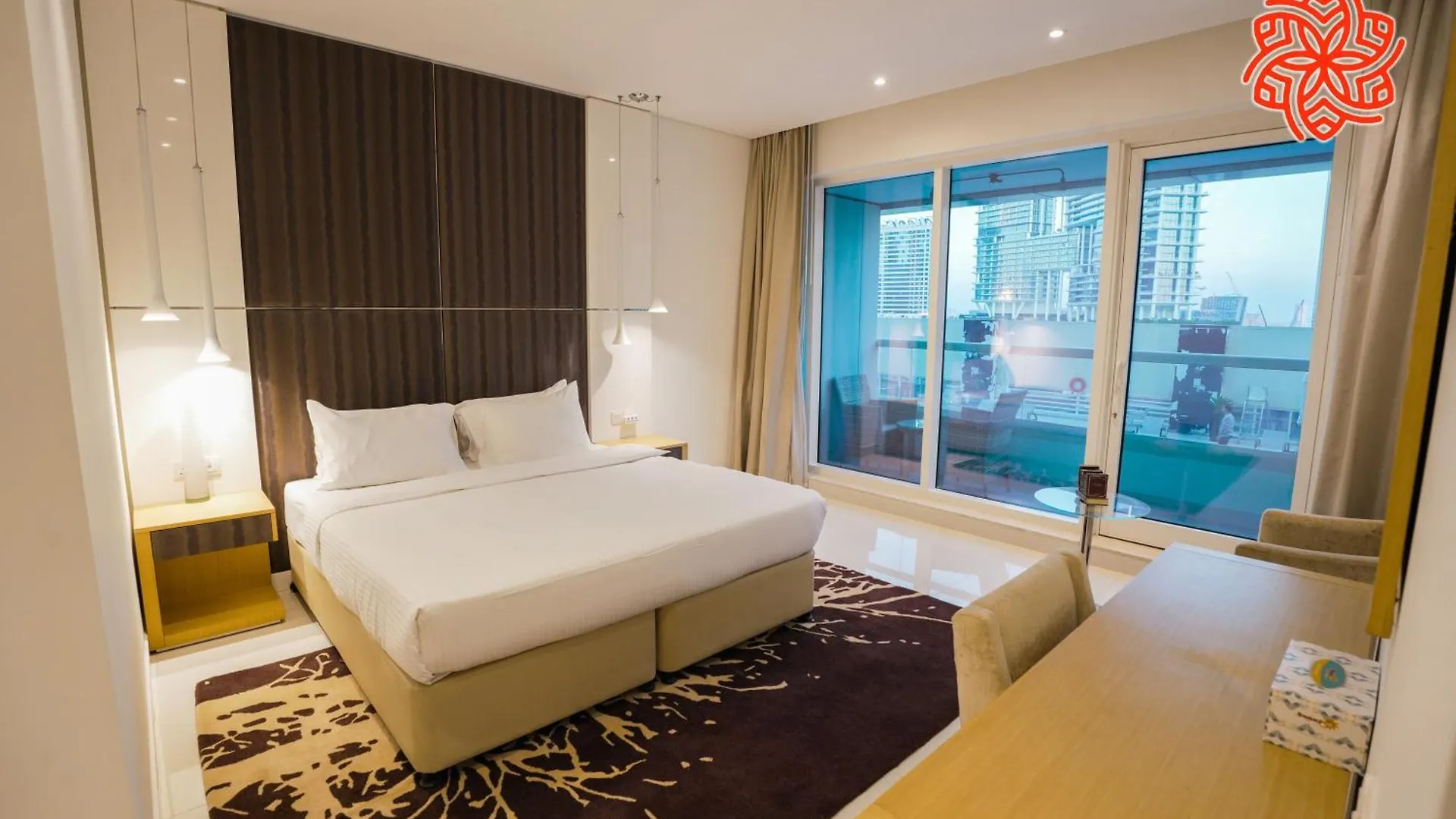 Alashrafia Saray- Classy 1Bdr Apartment In Canal Views Dubai