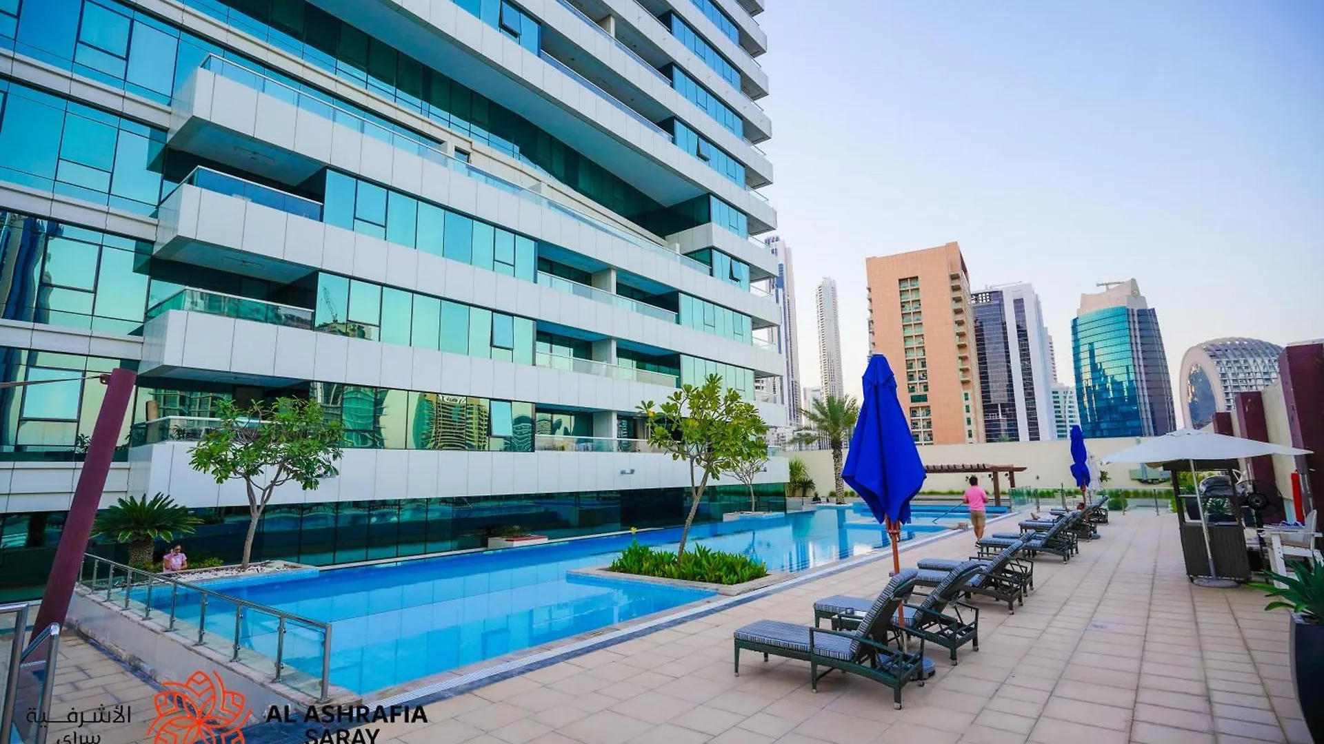 Alashrafia Saray- Classy 1Bdr Apartment In Canal Views Dubai