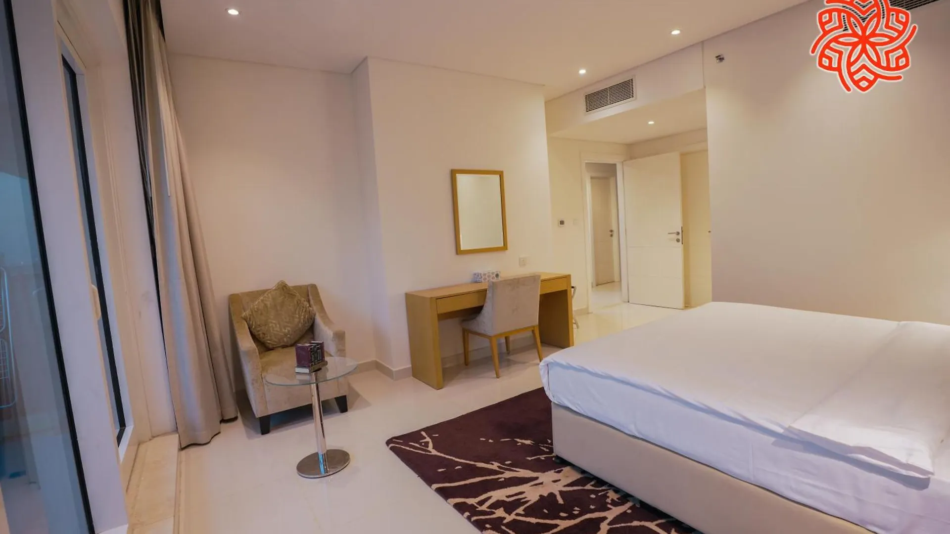 Alashrafia Saray- Classy 1Bdr Apartment In Canal Views Dubai United Arab Emirates